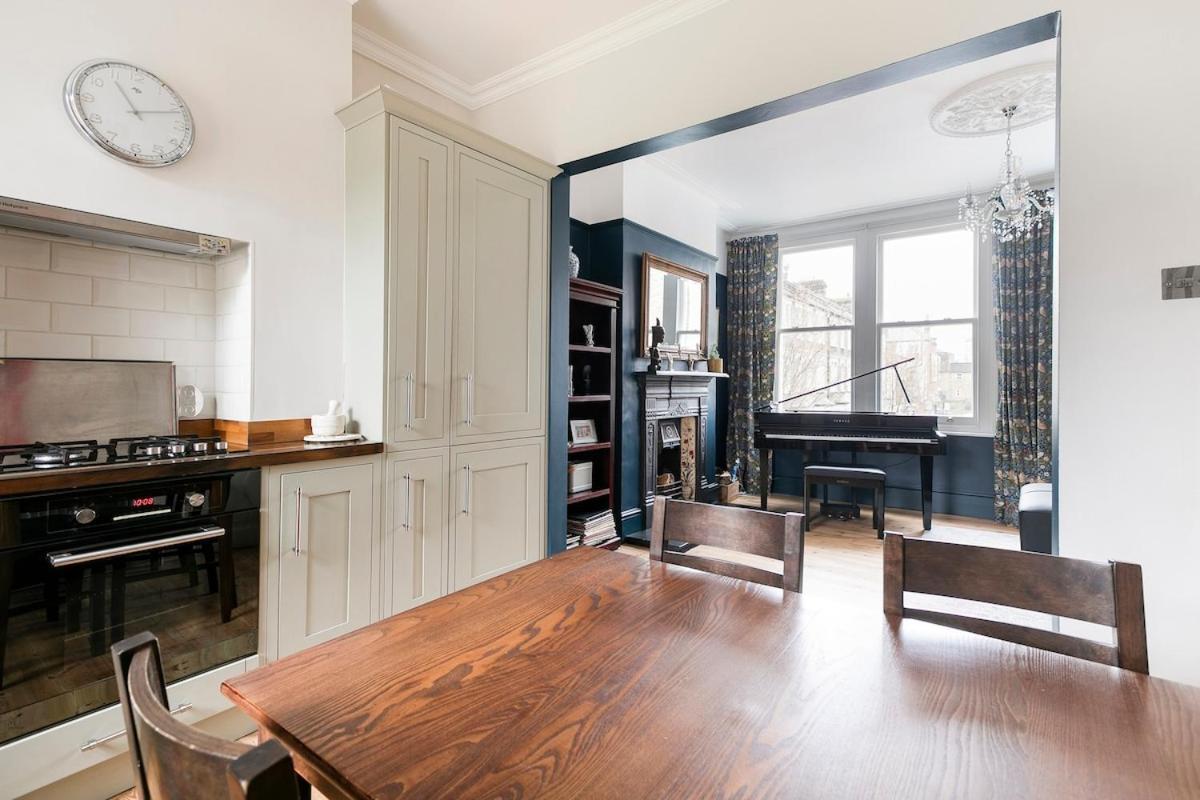 2 Bed Luxury Victorian In Zone 1 Appartement
